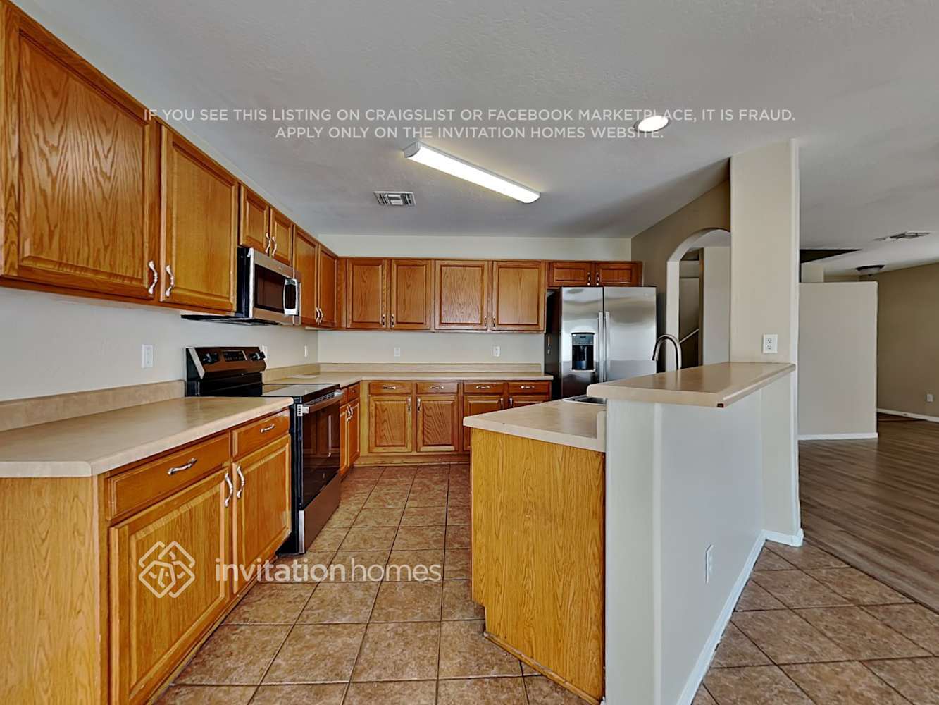 Building Photo - 22388 W La Vista Cir