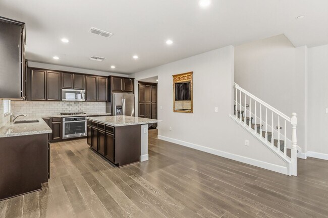 Building Photo - FIRST MONTH'S RENT FREE-Charming 3-Bedroom Home with Office in The Cannery – Davis, CA