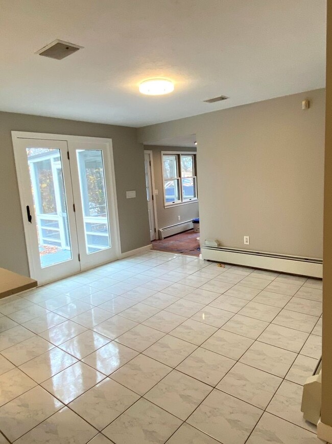 Building Photo - 42 Belfield Dr