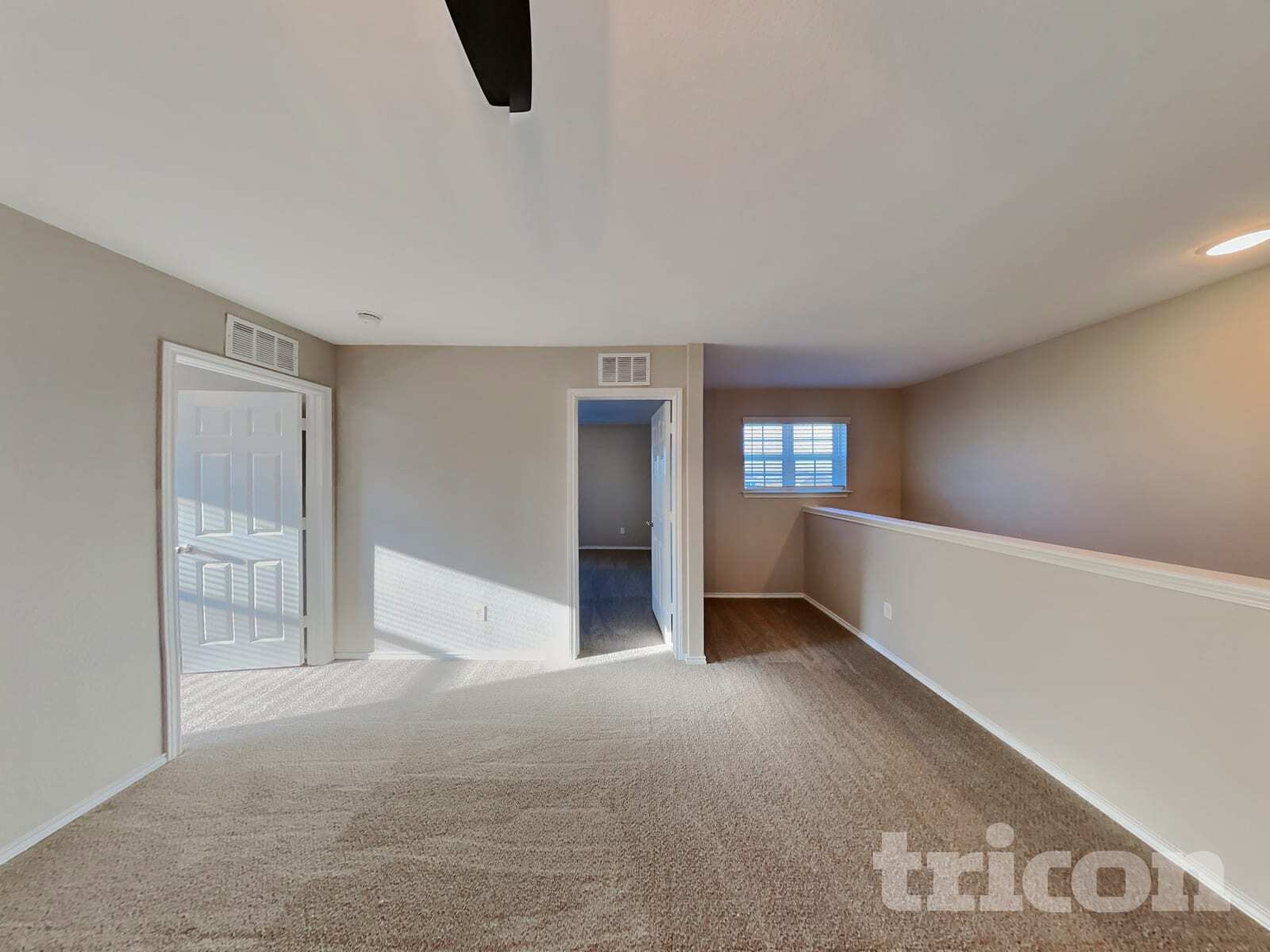 Building Photo - 10355 Dunlap