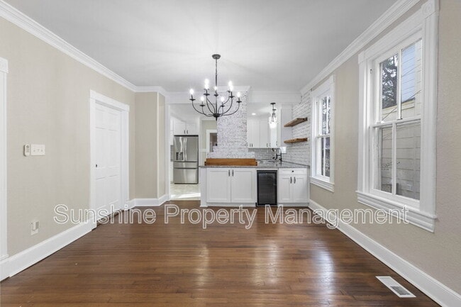 Building Photo - 207 Florida Ave