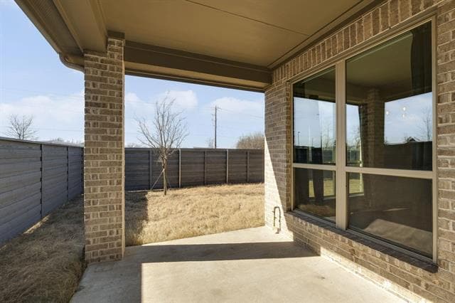 Building Photo - 5005 Shadetree St