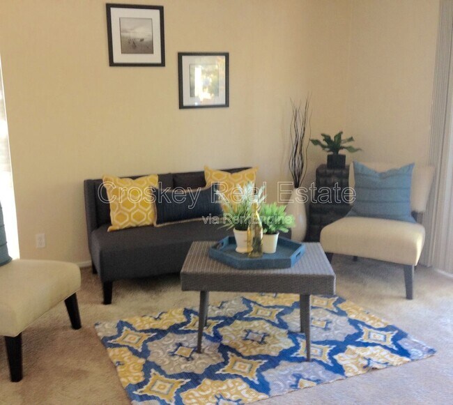 Building Photo - 1250 Escobar St