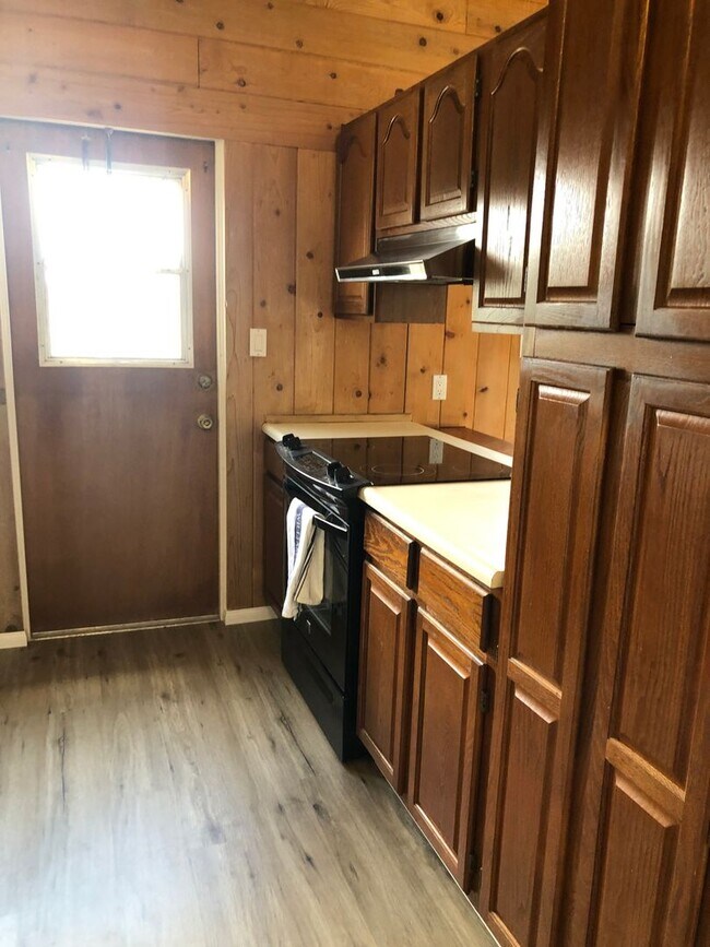 Building Photo - Spacious Single Story 4 bed 2 bath home in Serra Mesa w/2 car garage