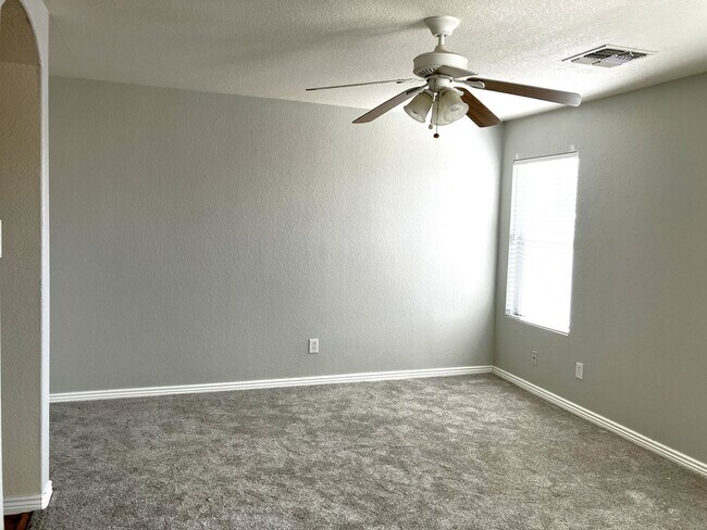 Building Photo - 40652 N Scott Way