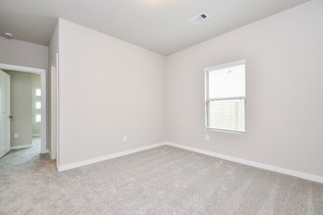 Building Photo - 5122 juniper lagoon