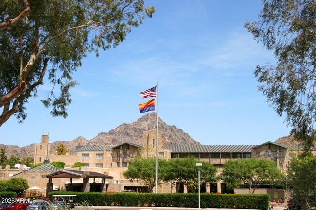 Building Photo - 6218 N 30th Pl