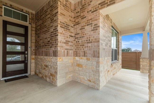 Building Photo - 2417 Gabriels Horn Rd