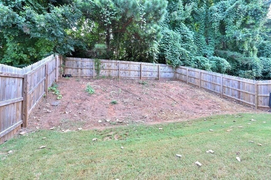 Building Photo - 3709 Hutchinson Trace Dr