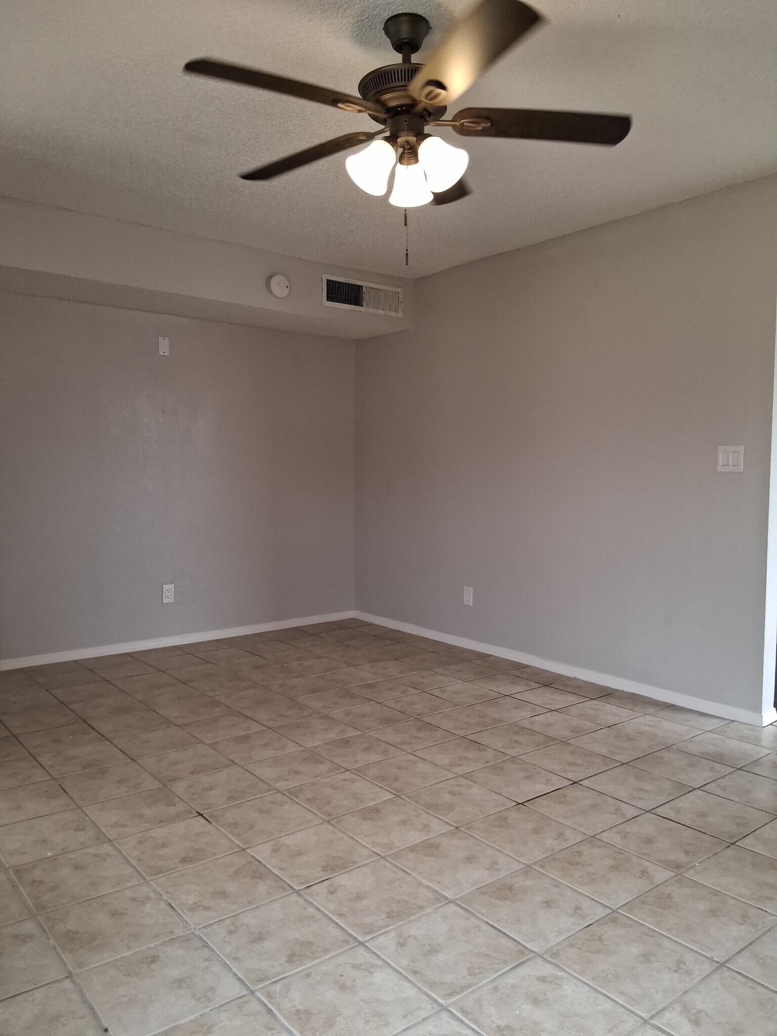Building Photo - 11600 Marsh McCall Way