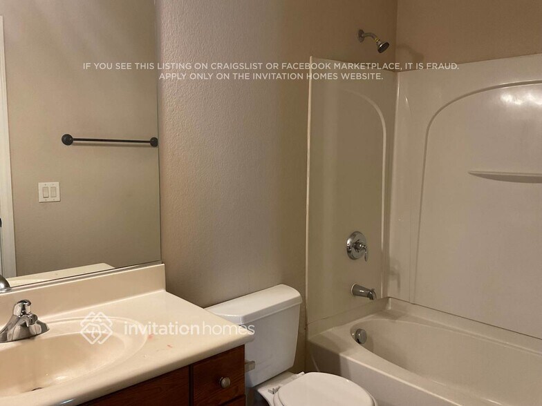 Building Photo - 3733 Vogel Ct