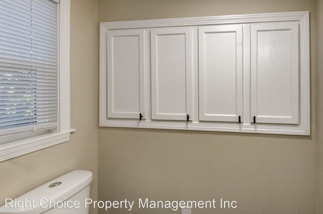 Building Photo - 4 br, 2 bath House - 631 Independence Ave