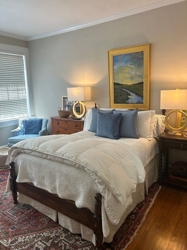 Building Photo - Greenville, 1BD/1BA, 800SF