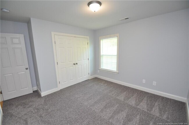 Building Photo - 1048 Dexter Ridge Dr