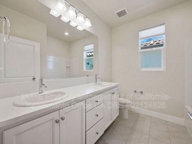 Building Photo - 3190 Highgate Ter Lp
