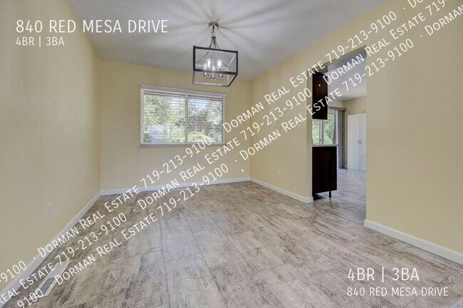 Building Photo - 840 Red Mesa Dr