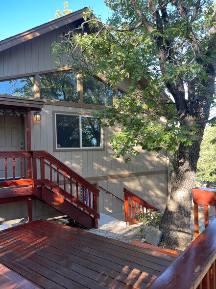 Building Photo - 1455 Rockspray Dr