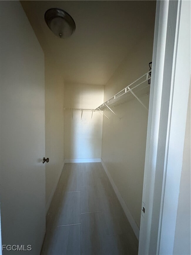 Building Photo - 3608 SW 7th Pl