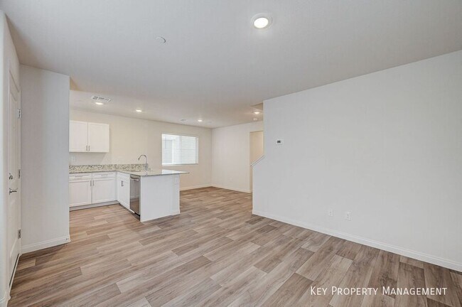 Building Photo - 3026 Green Finch St