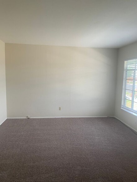 Building Photo - 2653 8th St