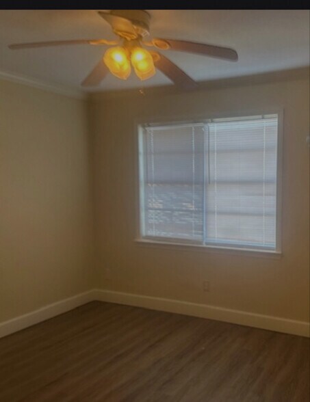 Building Photo - 6760 Prutzman Rd