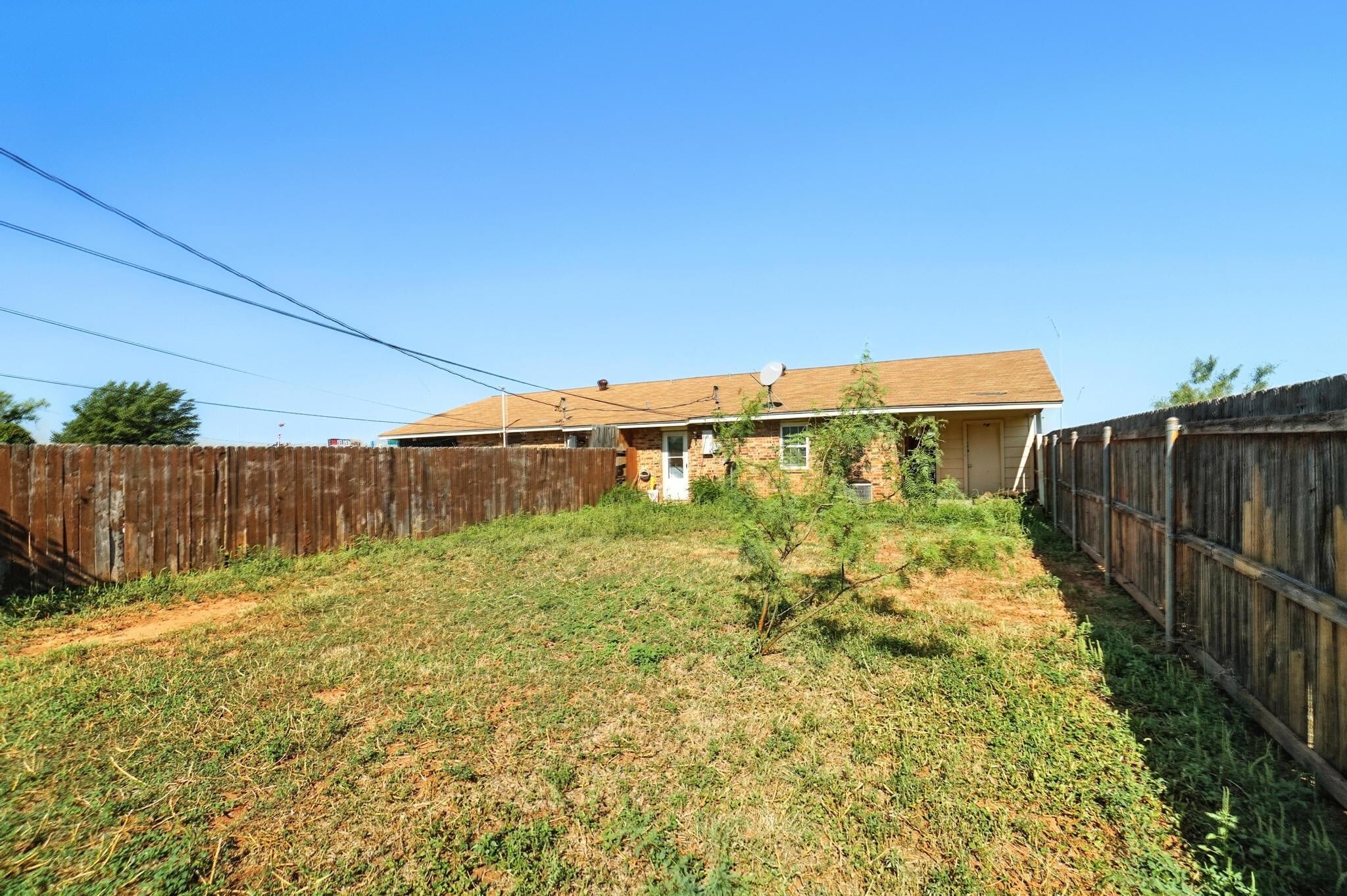 Building Photo - 2319 N Danville Dr