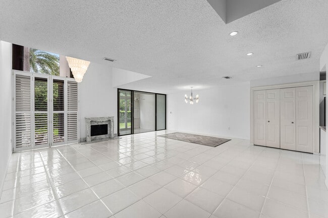 Building Photo - 3908 S Ocean Blvd