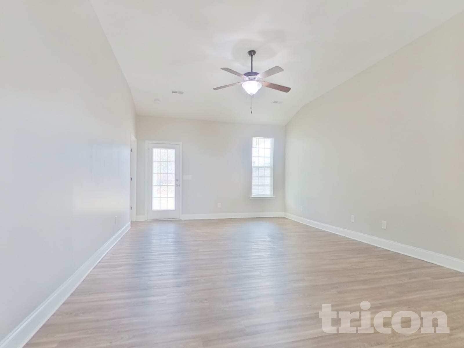 Building Photo - 11 Sedge Ct