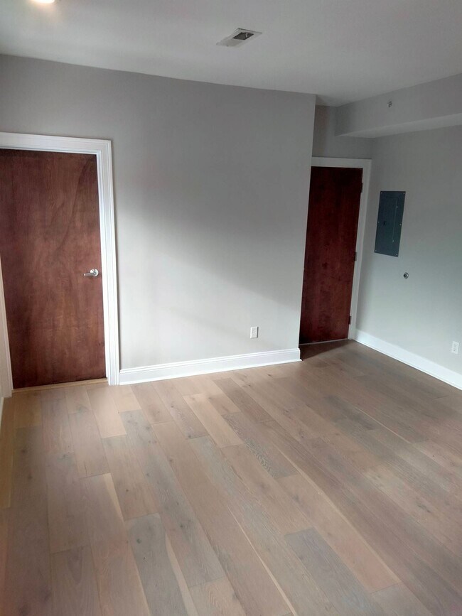 Building Photo - 45 Imlay St