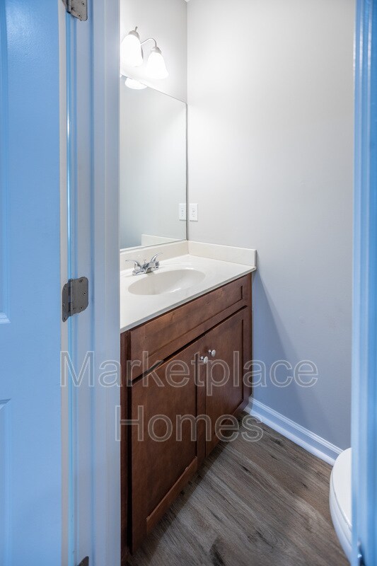 Building Photo - 207 Adderman Dr