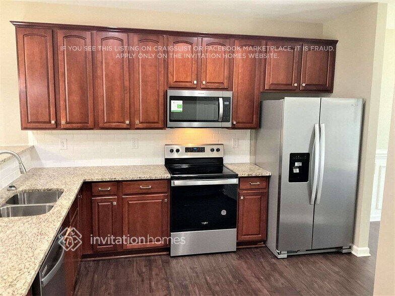 Building Photo - 2082 Craver Meadows Dr