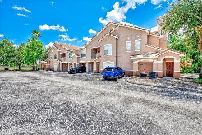 Building Photo - 18138 Villa Creek Dr