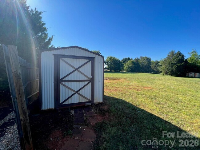 Building Photo - 131 McKendree Rd