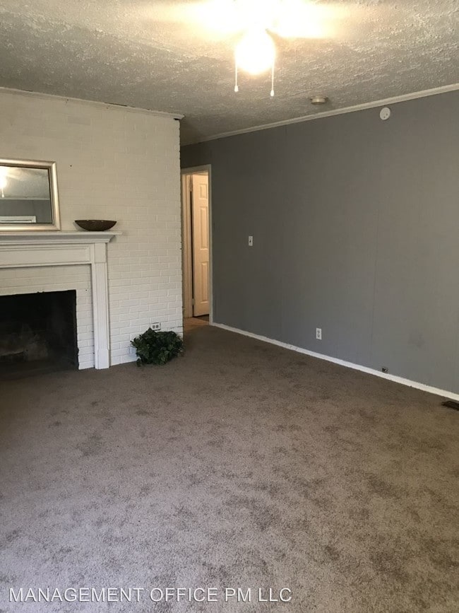Building Photo - 3 br, 1 bath House - 421 Shannon Bradley Road