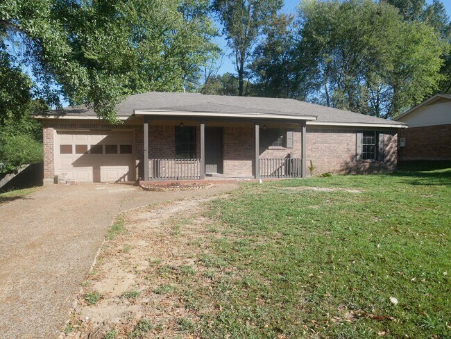 Primary Photo - 5800 Dover Dr