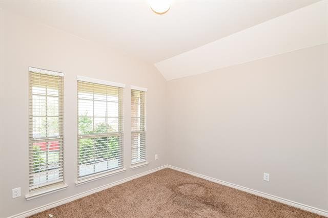 Building Photo - 571 Kara Dr