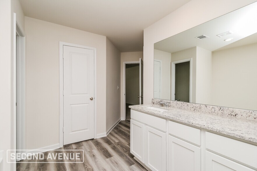 Building Photo - 1166 Amadas Dr