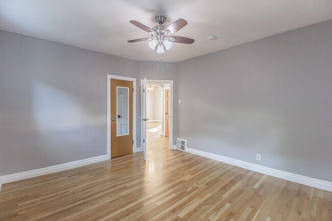 Building Photo - 4099 Fillmore St
