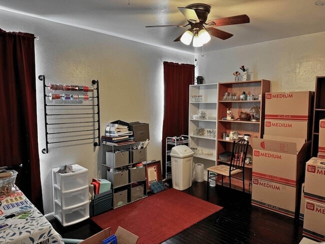Building Photo - 1609 Sunnyside Ln