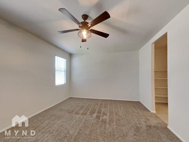 Building Photo - 10515 E Lupine Ln