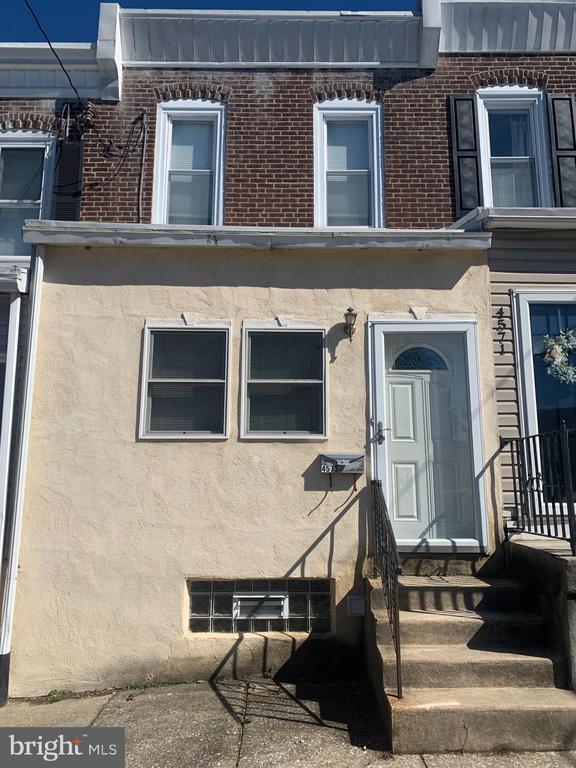 Building Photo - 4573 Mitchell St