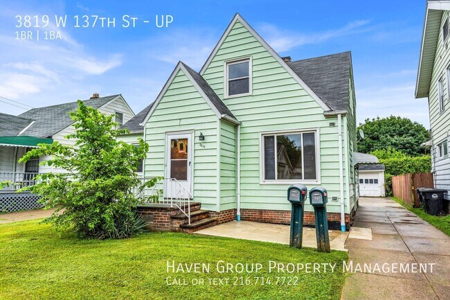 Building Photo - 3819 W 137th St