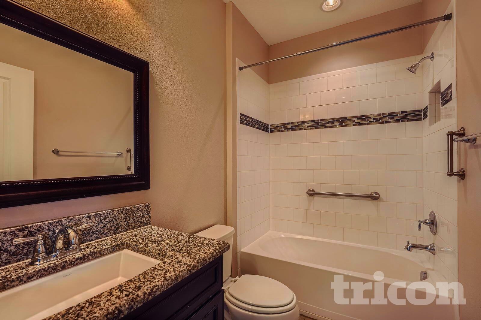 Building Photo - 33164 Whisper Pointe Dr