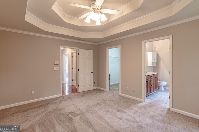 Building Photo - 705 Oxford Crest Ct NW