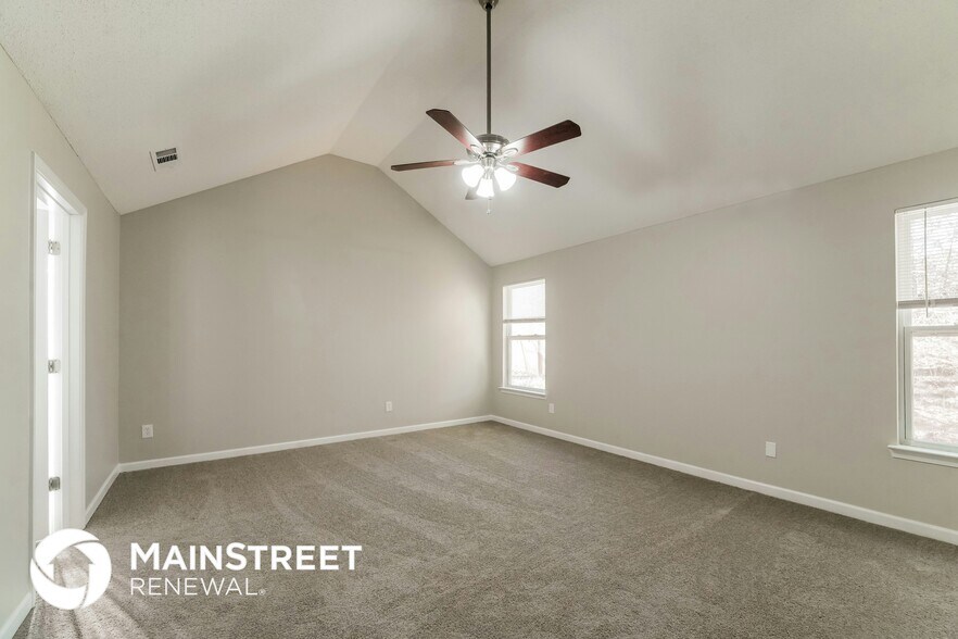 Building Photo - 2021 Reflective Waters Rd