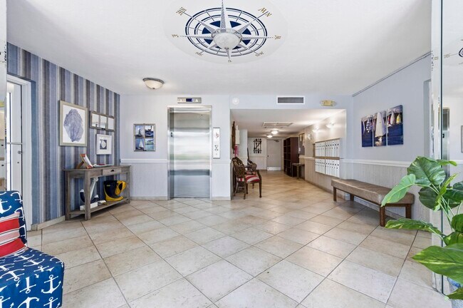 Building Photo - 3000 NE 48th Ct