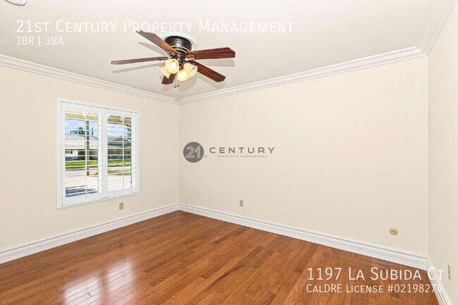 Building Photo - 1197 La Subida Ct