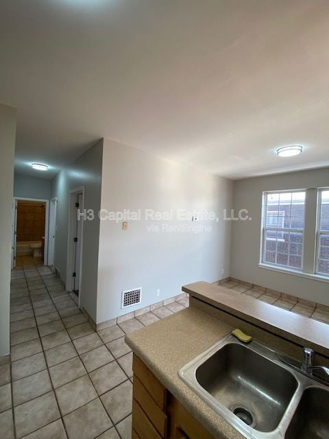 Building Photo - 2449 Cleveland Blvd