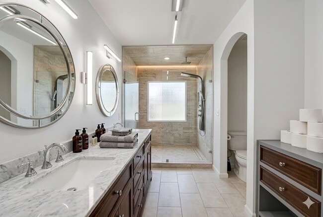 Building Photo - 1728 Tornado