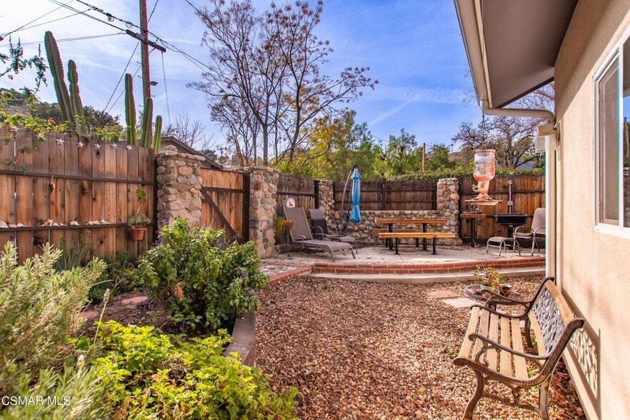 Building Photo - 1226 Aster St